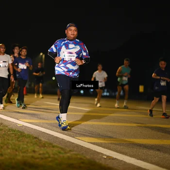 Runner Photo 7562070