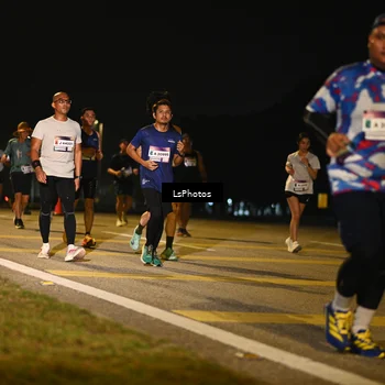 Runner Photo 7562073