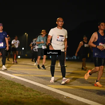 Runner Photo 7562075