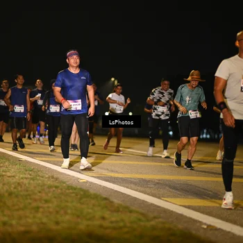 Runner Photo 7562076