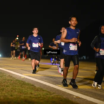 Runner Photo 7562087