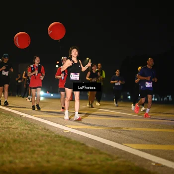 Runner Photo 7562091
