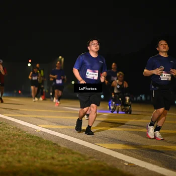 Runner Photo 7562094