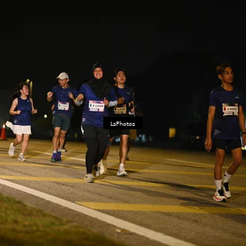 Runner Photo 7562105