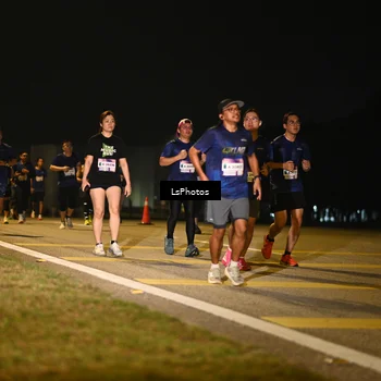 Runner Photo 7562112