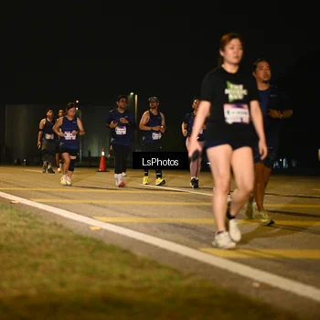 Runner Photo 7562117