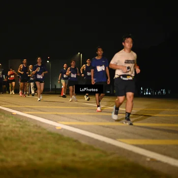 Runner Photo 7562136