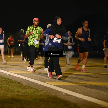 Runner Photo 7562147