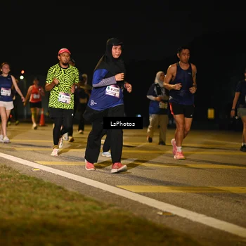 Runner Photo 7562148