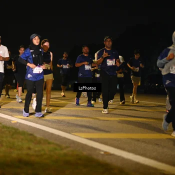 Runner Photo 7562152