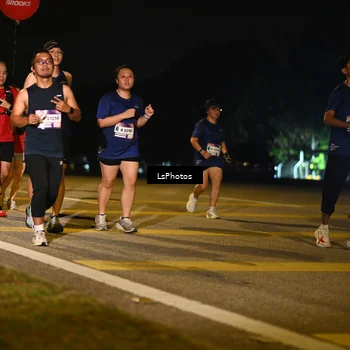 Runner Photo 7562165