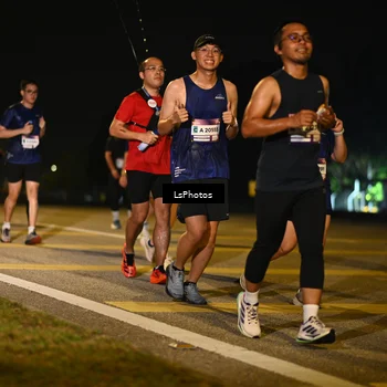 Runner Photo 7562168
