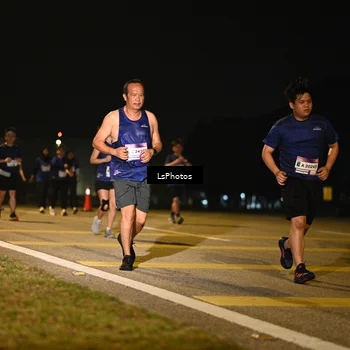Runner Photo 7562171