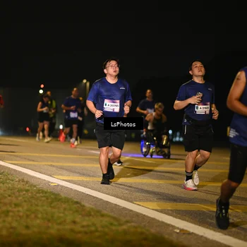 Runner Photo 7562183
