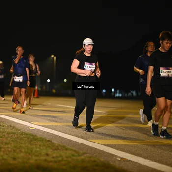 Runner Photo 7562195
