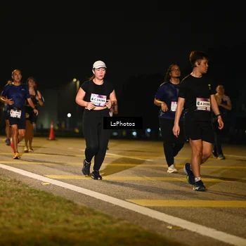 Runner Photo 7562196