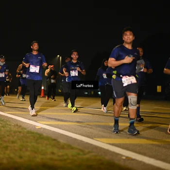 Runner Photo 7562200