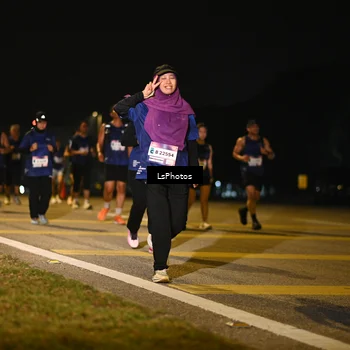 Runner Photo 7562210