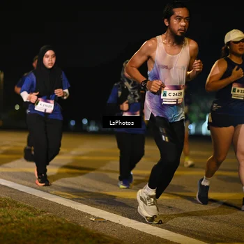 Runner Photo 7562238