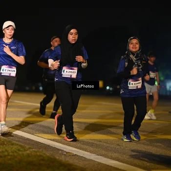 Runner Photo 7562244