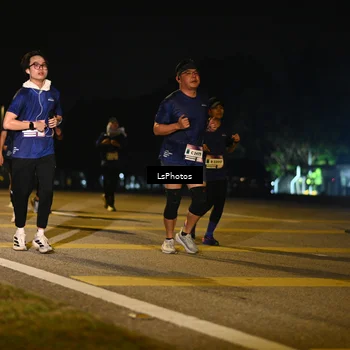 Runner Photo 7562247