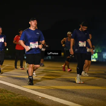Runner Photo 7562255