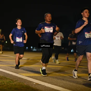 Runner Photo 7562261