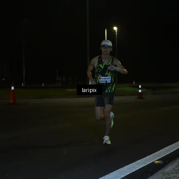 Runner Photo 7562302