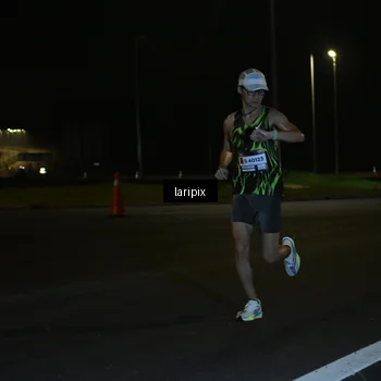 Runner Photo 7562303