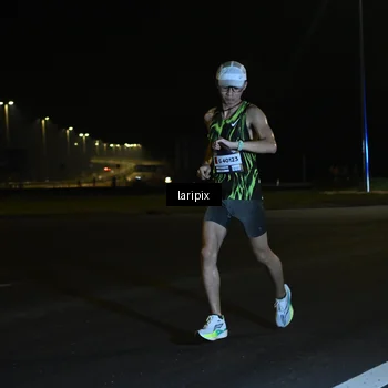 Runner Photo 7562311