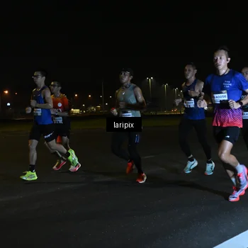 Runner Photo 7562337