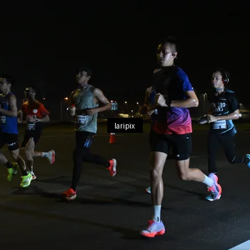 Runner Photo 7562343