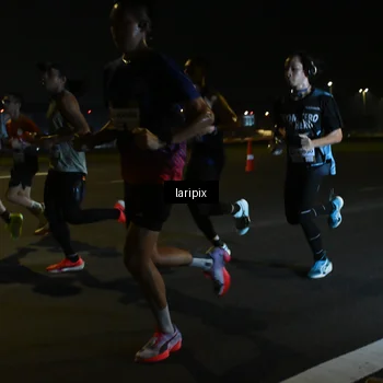 Runner Photo 7562349