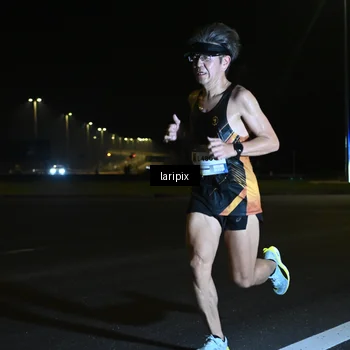 Runner Photo 7562360
