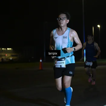 Runner Photo 7562523