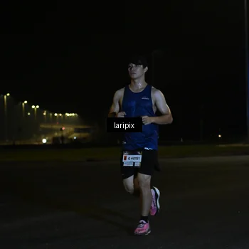Runner Photo 7562535