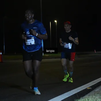 Runner Photo 7562557