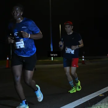 Runner Photo 7562564