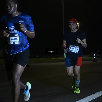 Runner Photo 7562567