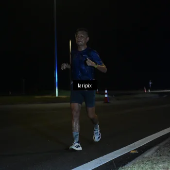 Runner Photo 7562571