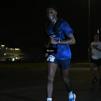 Runner Photo 7562595