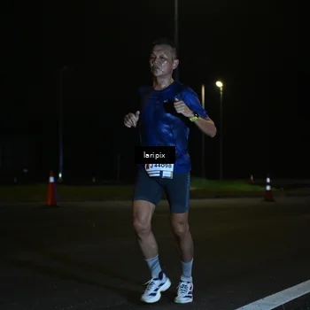 Runner Photo 7562596