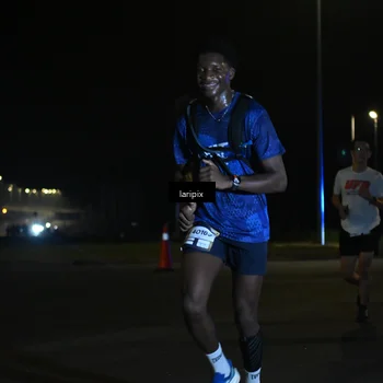 Runner Photo 7562597