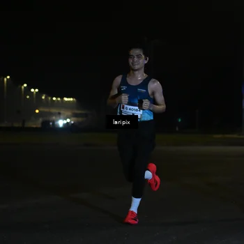 Runner Photo 7562598