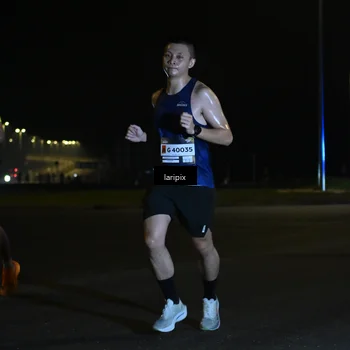 Runner Photo 7562632