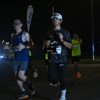 Runner Photo 7562638