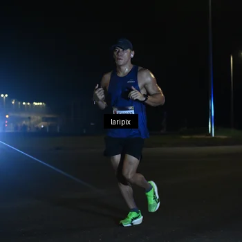 Runner Photo 7562644