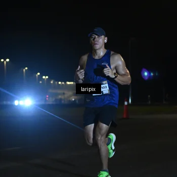 Runner Photo 7562645