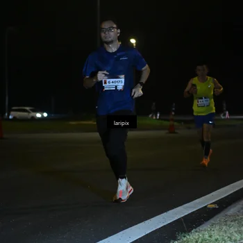 Runner Photo 7562648