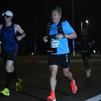 Runner Photo 7562663